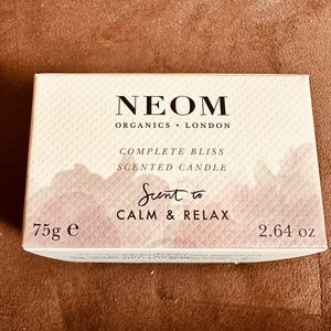 Neom Organics London Calm and Relax candle - 2.64oz